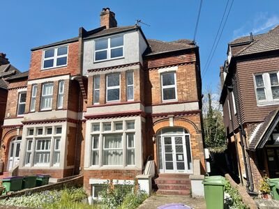 2 bedroom  Flat for sale