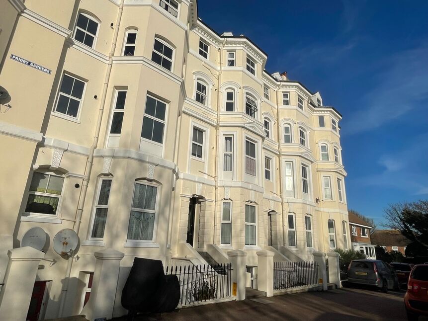 Main image of 1 bedroom Flat to rent, Priory Gardens, Folkestone, Kent, CT20