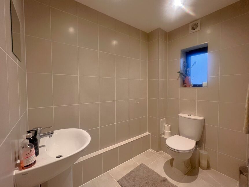 4 bedroom Mid Terrace House for sale, Range Road, Hythe, CT21 £190,000