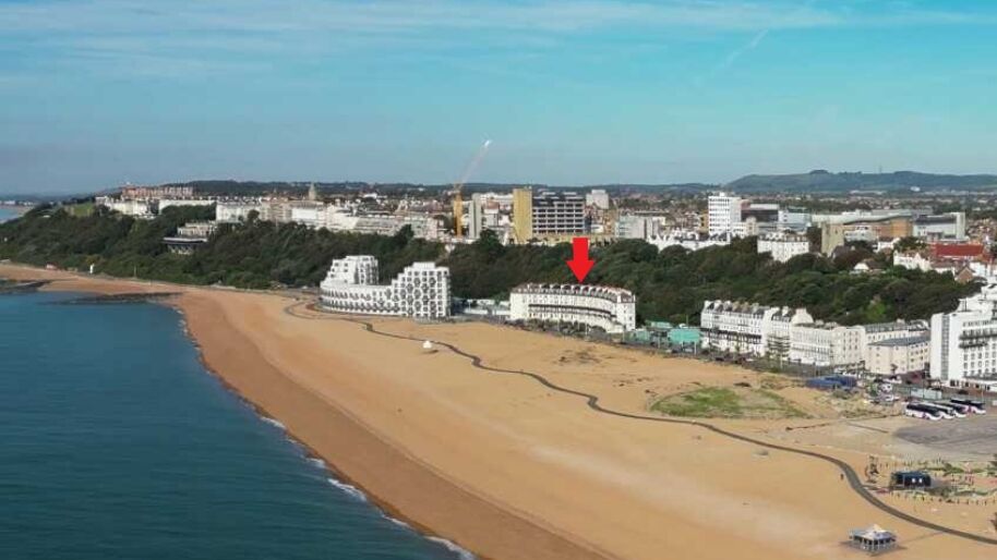 Main image of 2 bedroom Flat for sale, Marine Crescent, Folkestone, Kent, CT20