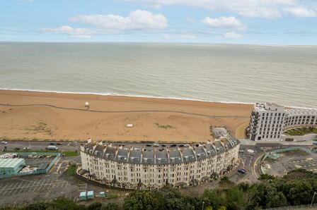 2 bedroom  Flat for sale