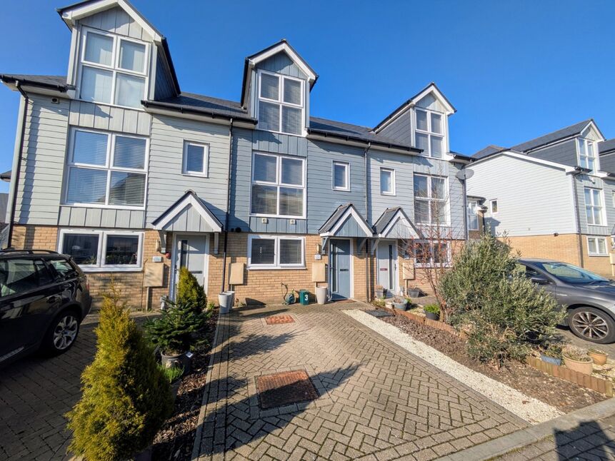 Main image of 3 bedroom Mid Terrace House to rent, Eton Walk, Folkestone, Kent, CT19