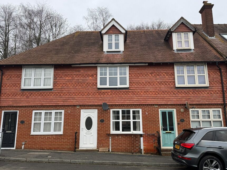 Main image of 3 bedroom Mid Terrace House to rent, London Road, Temple Ewell, Kent, CT16