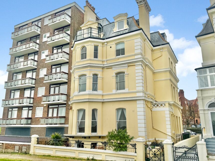 Main image of 2 bedroom Flat for sale, Clifton Crescent, Folkestone, Kent, CT20