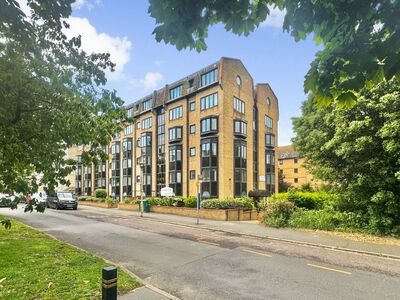 1 bedroom  Flat for sale