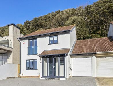 Radnor Cliff, 4 bedroom Detached House for sale, £550,000