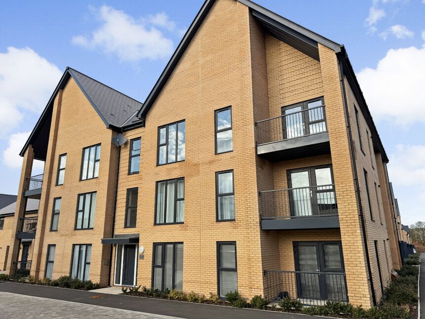 Main image of 2 bedroom Flat for sale, Ellis Grove, Folkestone, Kent, CT20