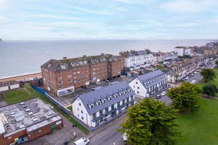 3 bedroom  Flat to rent
