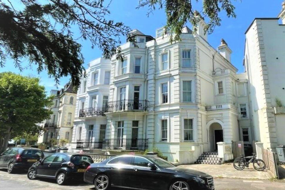 Main image of 1 bedroom Flat for sale, Trinity Crescent, Folkestone, Kent, CT20