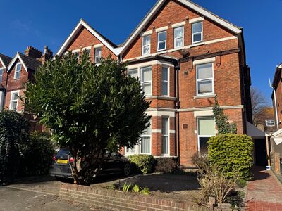 2 bedroom  Flat for sale