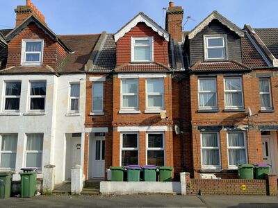 Radnor Park Road, 1 bedroom  Flat for sale, £185,000