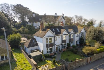 5 bedroom Semi Detached House for sale