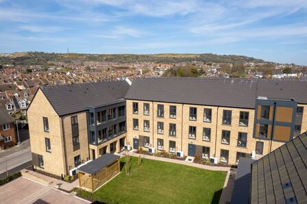 2 bedroom  Flat for sale