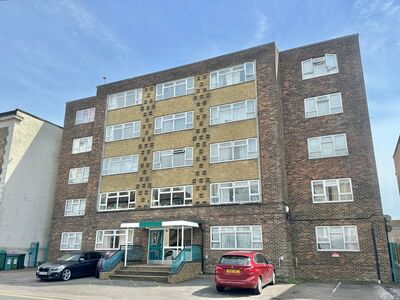 2 bedroom  Flat for sale
