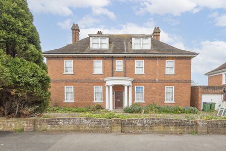 Godwyn Road, 7 bedroom Detached House for sale, £1,200,000