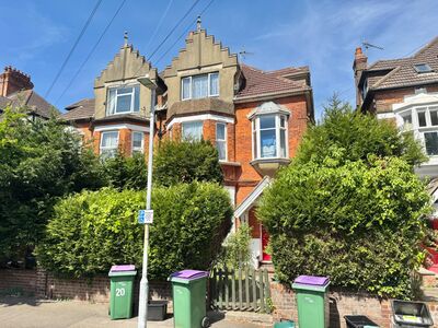 1 bedroom  Flat for sale