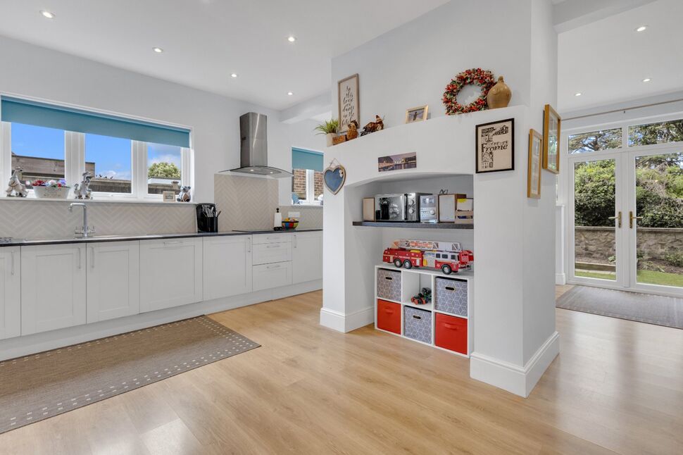 Kitchen / Diner