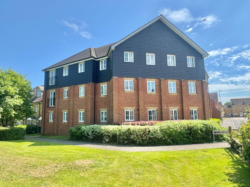 Main image of 2 bedroom Flat for sale, Carter Close, Hawkinge, Kent, CT18
