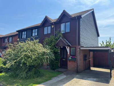 Cricketers Close, 3 bedroom Semi Detached House for sale, £339,950