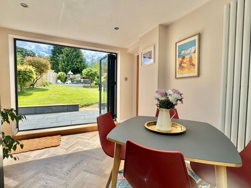Kitchen / Breakfast Room