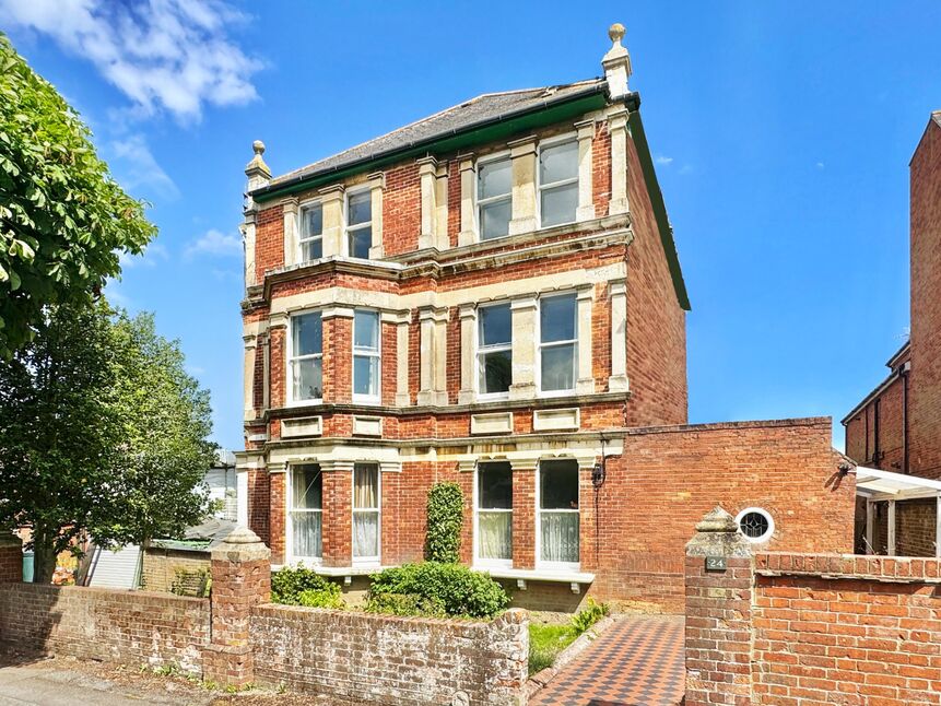2 bedroom  Flat for sale