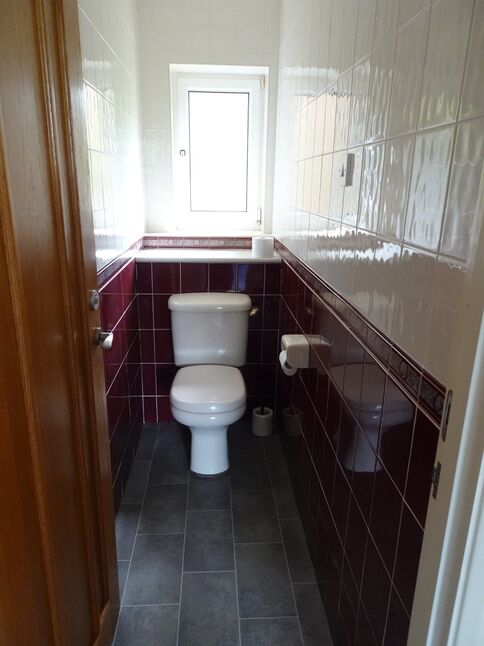 Cloakroom / WC