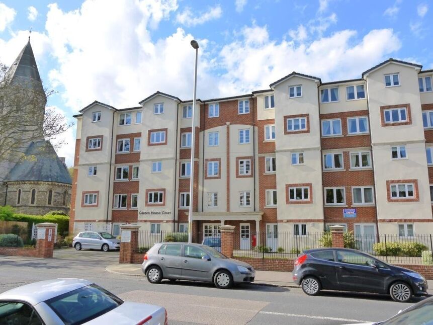 Main image of 2 bedroom Flat for sale, Sandgate Road, Folkestone, Kent, CT20