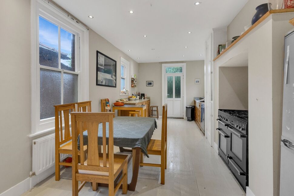 Kitchen / Breakfast Room
