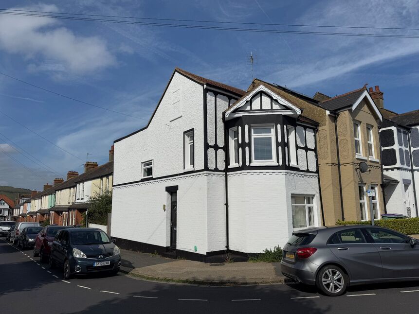 Main image of 2 bedroom Mid Terrace House for sale, Station Road, Folkestone, Kent, CT19