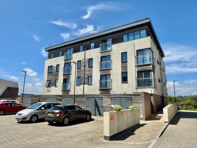1 bedroom  Flat for sale