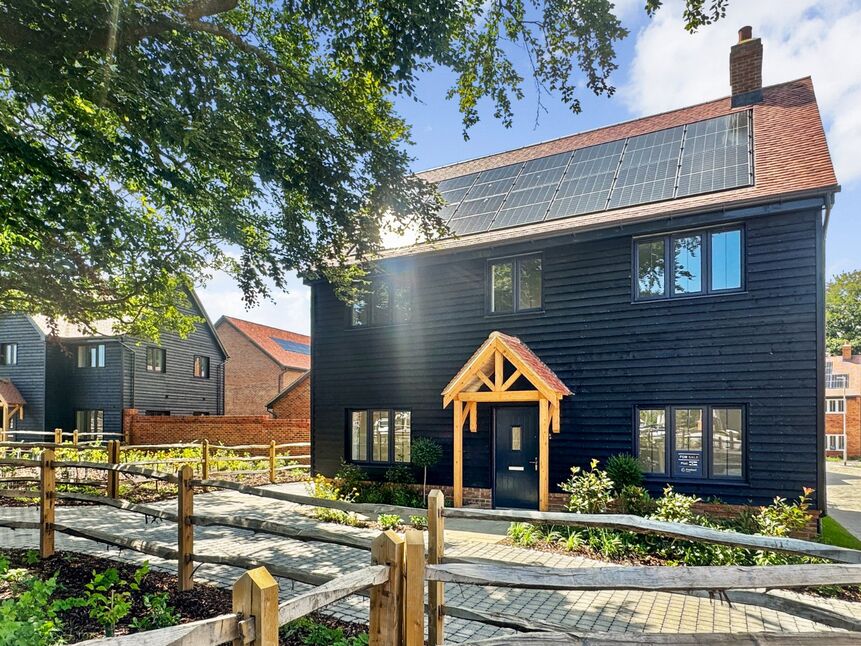 Main image of 5 bedroom Detached House for sale, Boulmer Crescent, Hawkinge, Kent, CT18