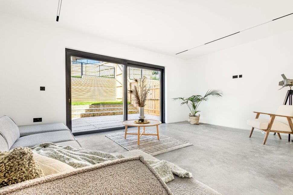 Main image of 3 bedroom Detached House for sale, High Ridge, Hythe, Kent, CT21