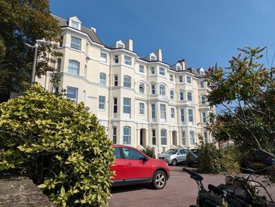 Priory Gardens, 1 bedroom  Flat to rent, £875 pcm