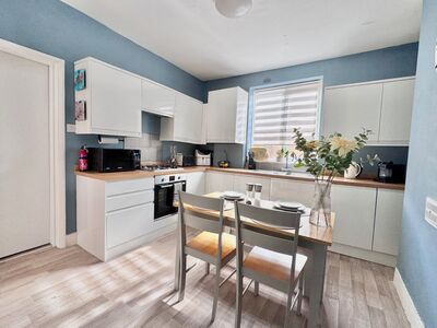 2 bedroom  Flat for sale