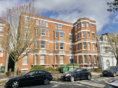 1 bedroom  Flat for sale