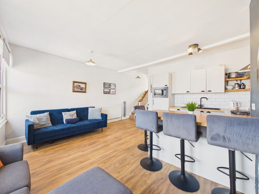 Open Plan Living Room / Kitchen
