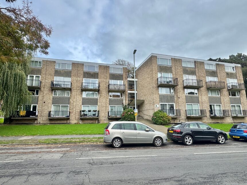 2 bedroom  Flat for sale