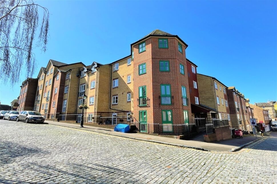 Main image of 1 bedroom  Flat for sale, The Bayle, Folkestone, Kent, CT20