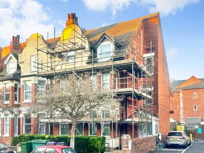 1 bedroom  Flat for sale