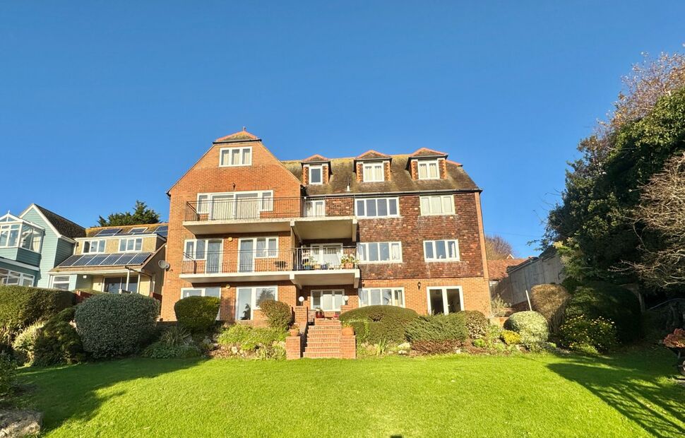 Main image of 1 bedroom  Flat for sale, North Road, Hythe, Kent, CT21