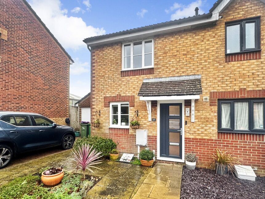 2 bedroom End Terrace House for sale