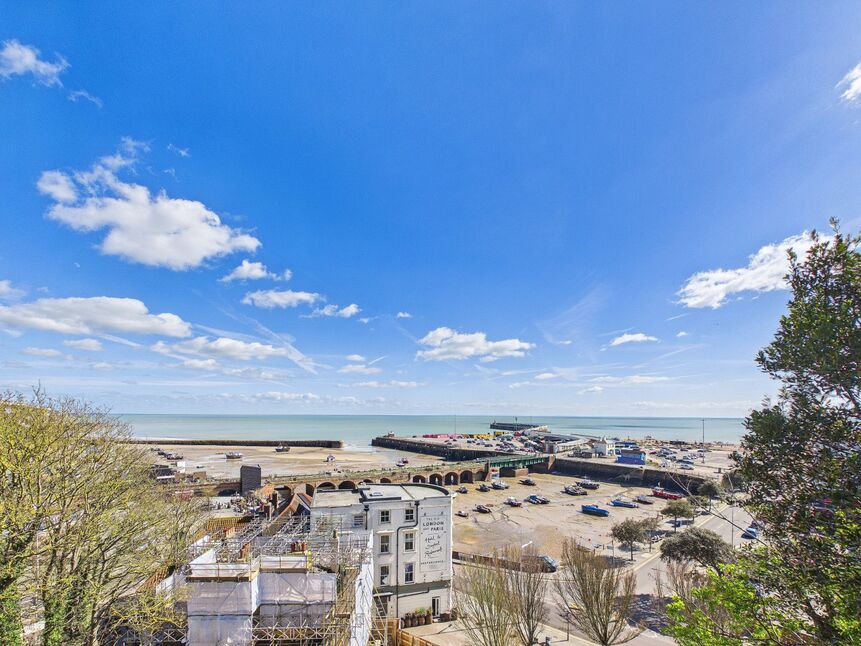 Main image of 2 bedroom Flat for sale, The Parade, Folkestone, Kent, CT20