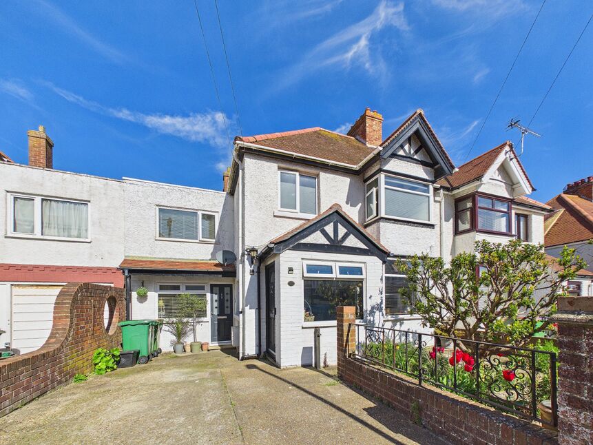 Main image of 4 bedroom Semi Detached House for sale, Segrave Crescent, Kent, CT19