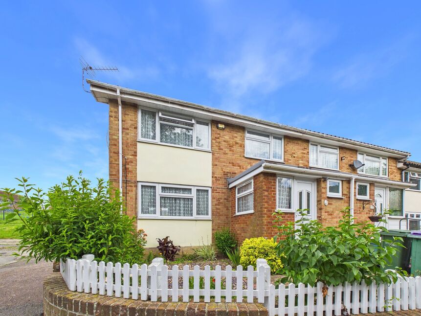 3 bedroom End Terrace House for sale