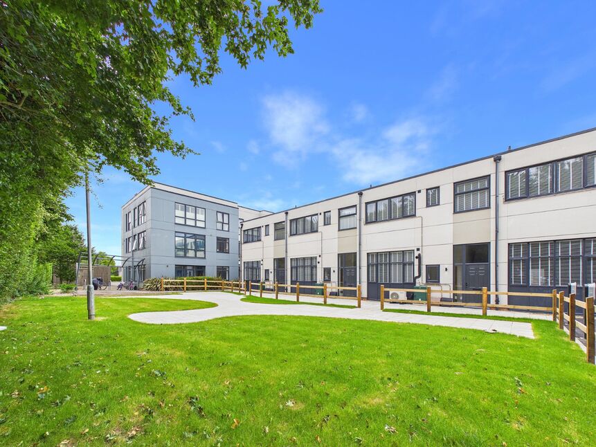 Main image of 1 bedroom Flat for sale, Spindle Close, Hawkinge, Kent, CT18
