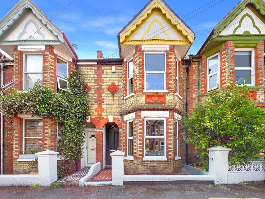 Main image of 2 bedroom Mid Terrace House for sale, Russell Road, Folkestone, Kent, CT19