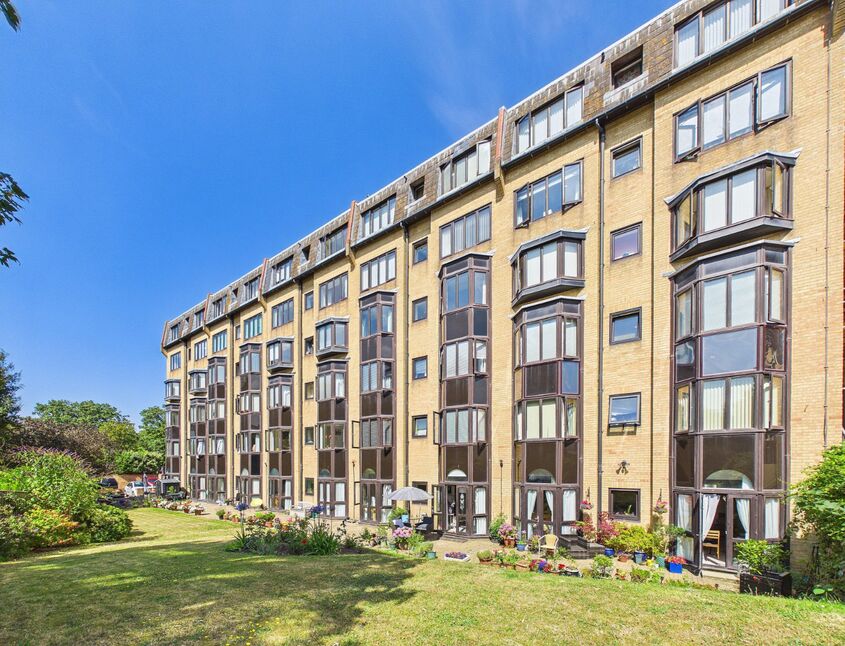 Main image of 1 bedroom Flat for sale, Court Place, Castle Hill Avenue, Kent, CT20