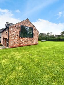 Nook Lane, 1 bedroom  Flat to rent, £975 pcm