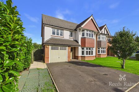 Clematis Drive, 4 bedroom Detached House for sale, &pound;450,000