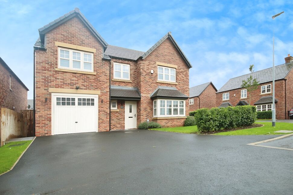 Main image of 4 bedroom Detached House to rent, Sandstone Court, Grimsargh, Lancashire, PR2